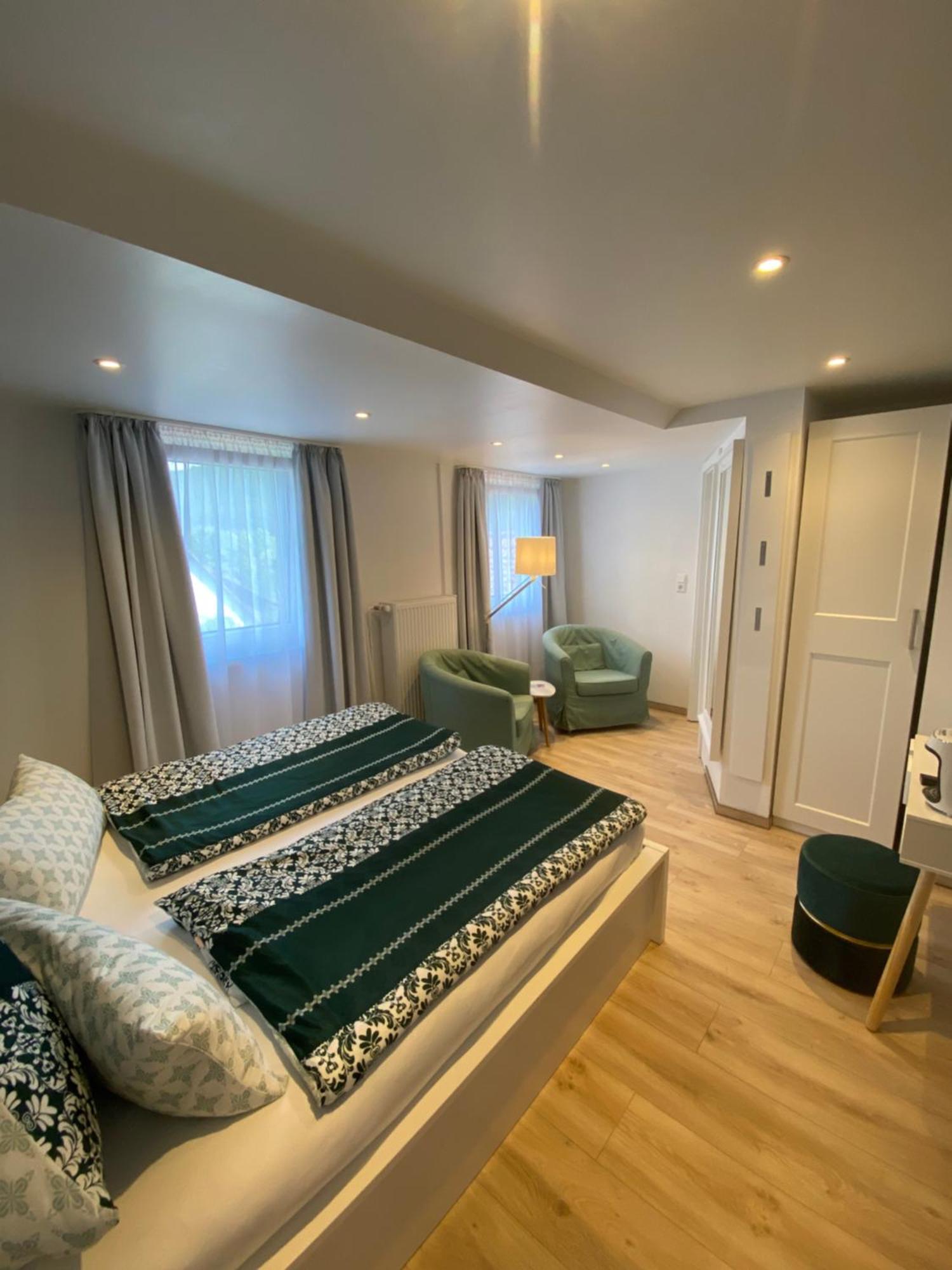Hotel Pension Haus Talblick Edersee Hemfurth-Edersee ภายนอก รูปภาพ