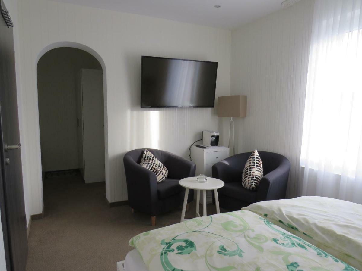 Hotel Pension Haus Talblick Edersee Hemfurth-Edersee ภายนอก รูปภาพ