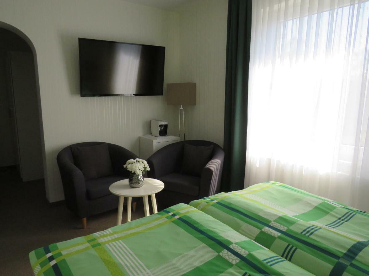 Hotel Pension Haus Talblick Edersee Hemfurth-Edersee ภายนอก รูปภาพ